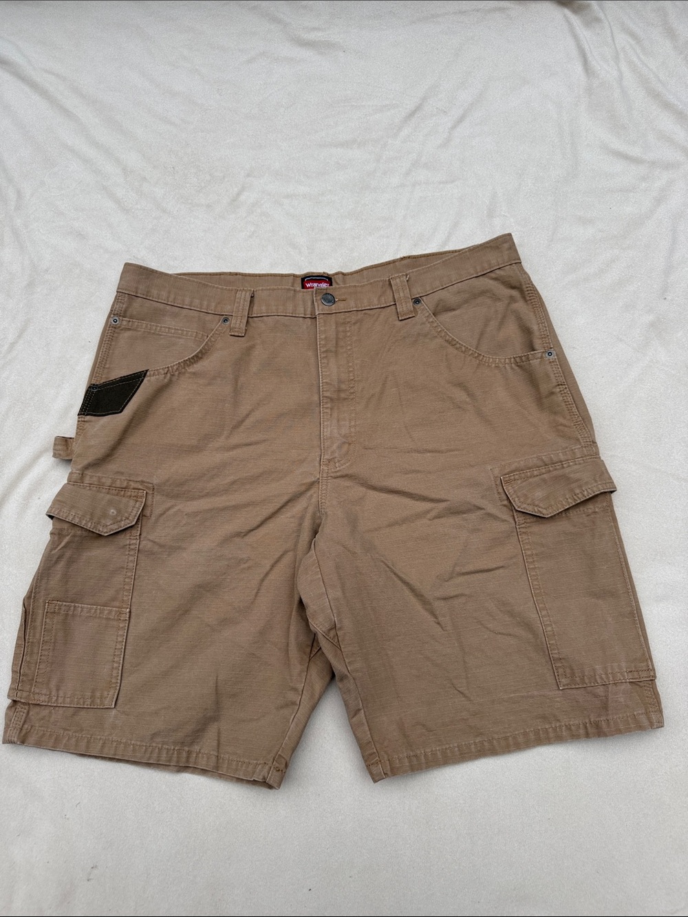 Wrangler Men's Reinforced Cargo Shorts in Brown - Durable Utility Style